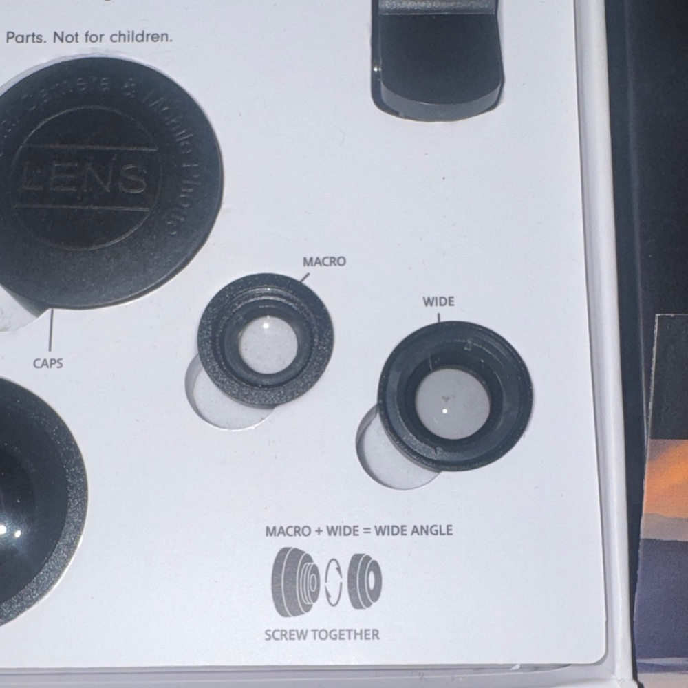 4-in-1 Mobile Device Photo Lens Kit - Picture 7 of 7